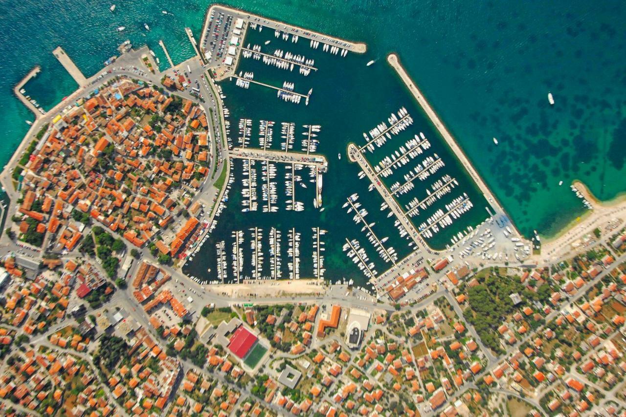 Mobile Homes Crystal Biograd Na Moru Eksteriør billede